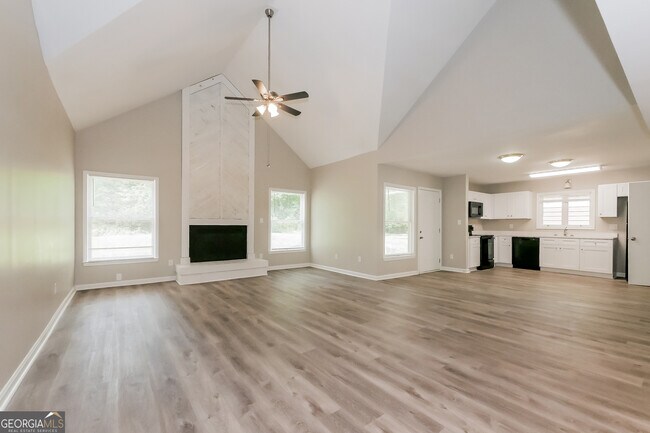 Building Photo - 2242 Marion Ln