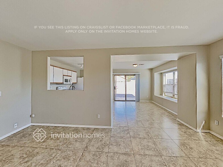 Building Photo - 11360 E Sunland Ave