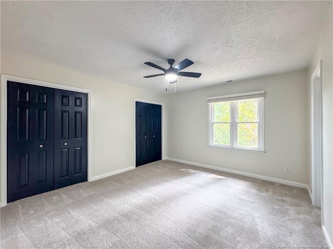 Building Photo - 533 Coronation Dr