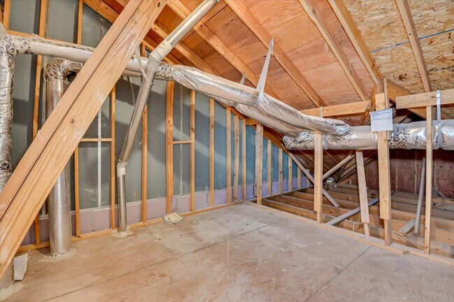 Building Photo - 733 Leela Ct
