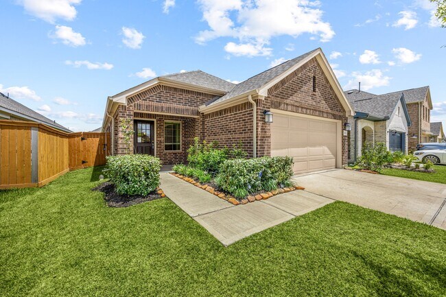 Building Photo - 21618 Coral Mist Dr