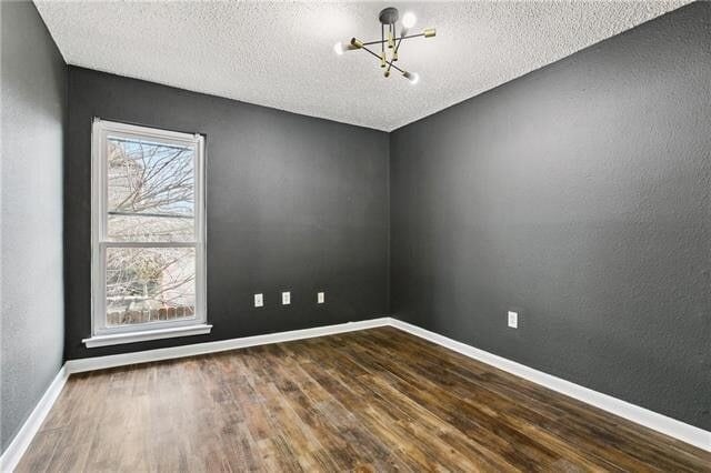 Building Photo - 241 Helen St