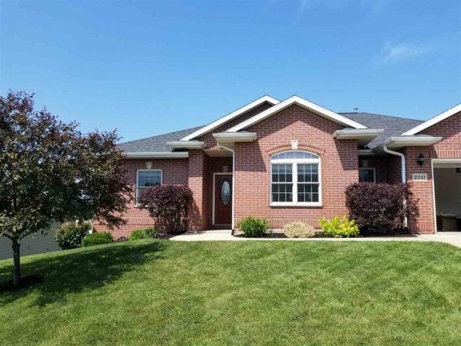 Building Photo - 3 bedroom in Asbury IA 52004