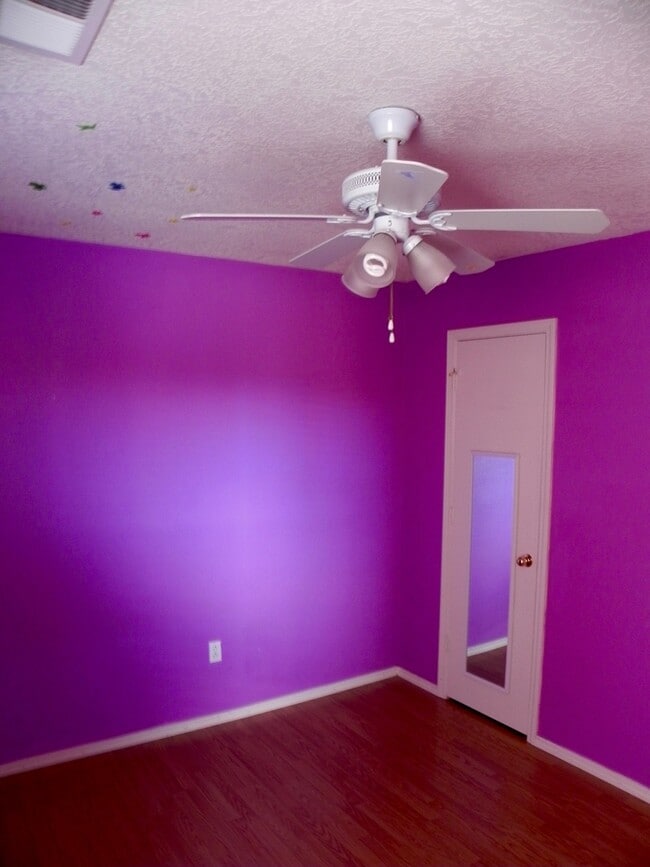 Building Photo - Prominent 3 Bedroom, 2 Bath Single Story Home In Rio Rancho!