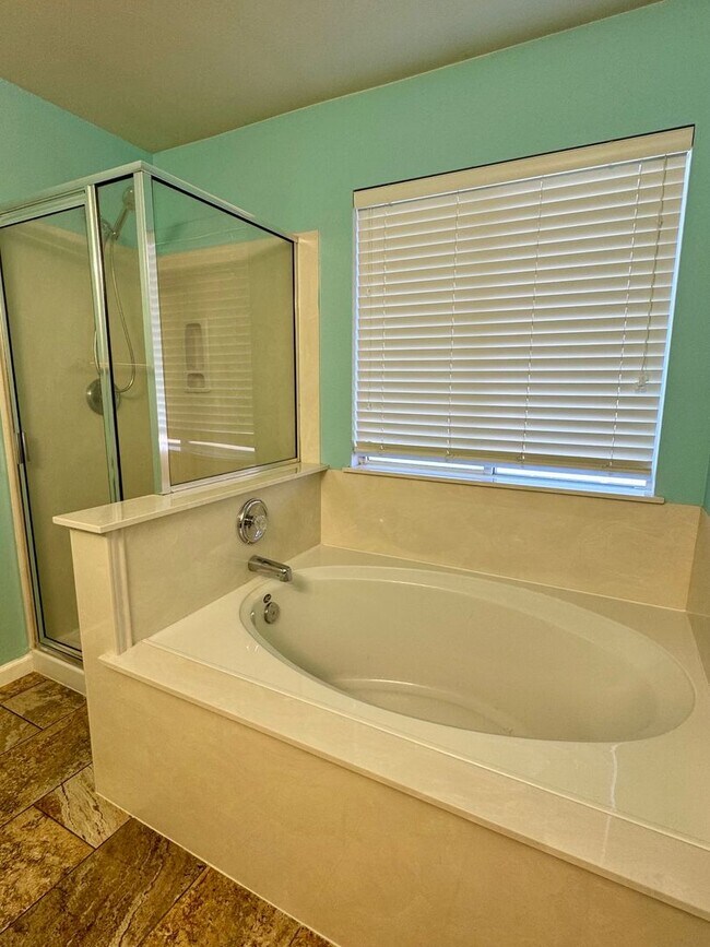 Building Photo - 232 Weeping Willow