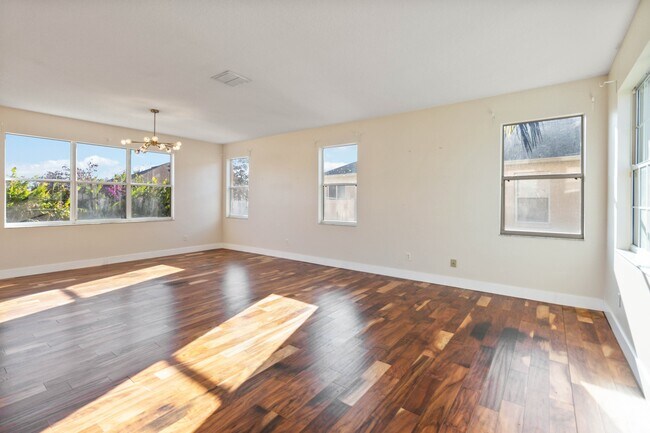 Building Photo - 1755 Delafield Dr