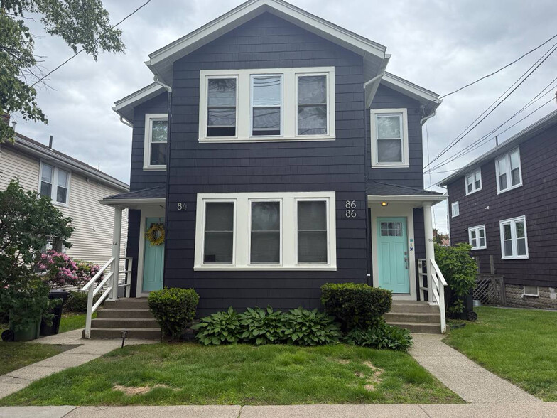Building Photo - 86 Summer St