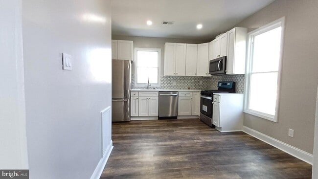 Building Photo - 9014 Sudley Rd