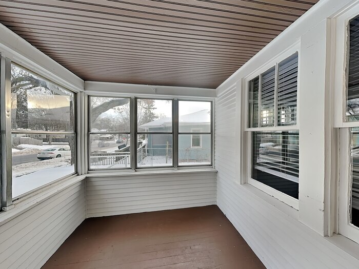 Building Photo - 891 Hazelwood St