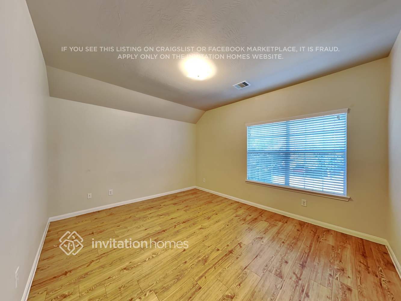 Building Photo - 18723 Dennington Dr