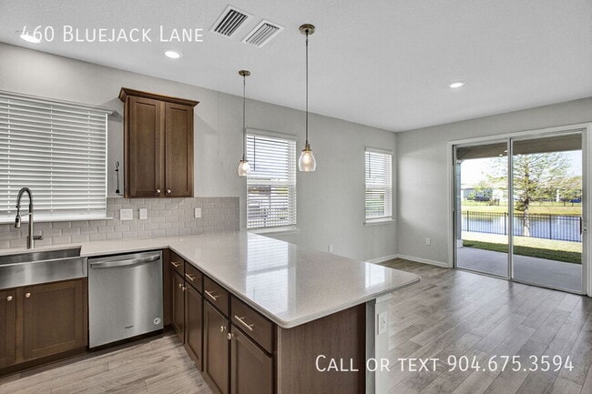 Building Photo - 460 Bluejack Ln