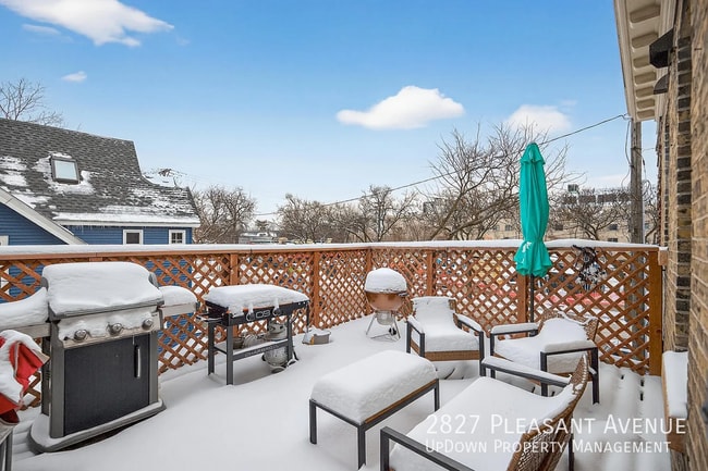 Building Photo - 2827 Pleasant Ave