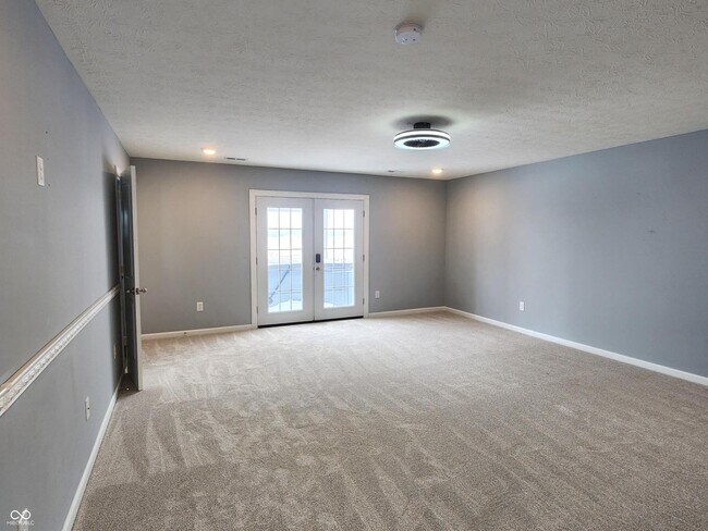 Building Photo - 5817 Flat Hill Dr