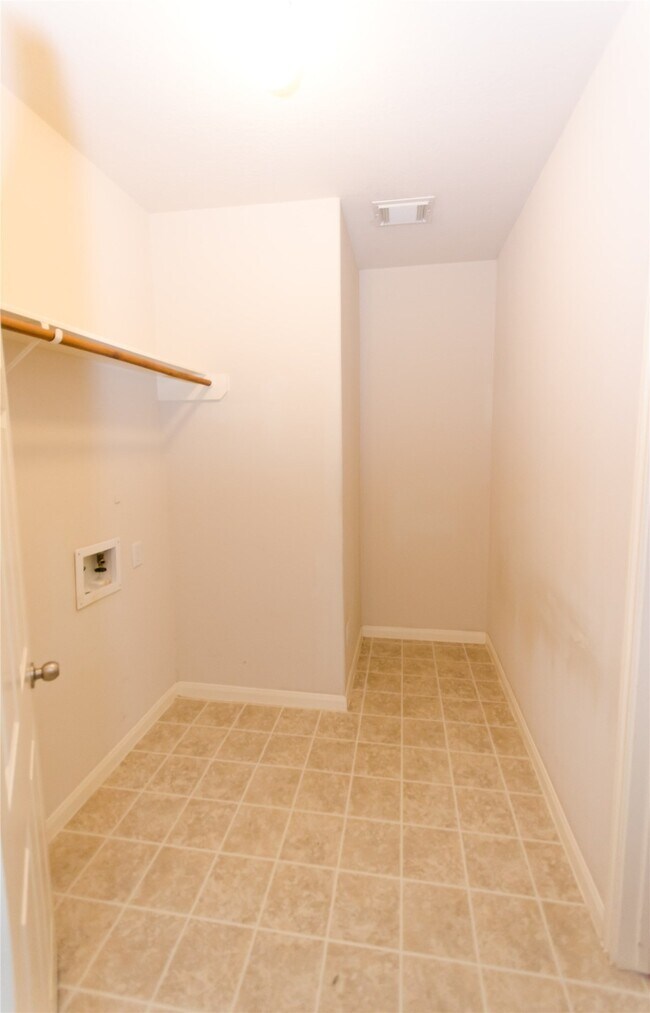 Building Photo - 16323 Yabbie Dr