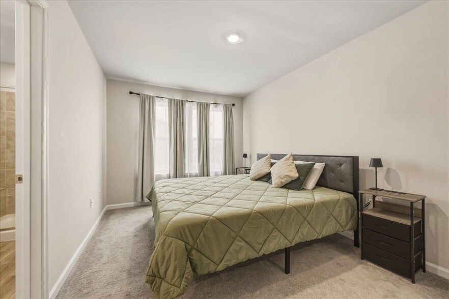 Building Photo - 51 Short Br Dr