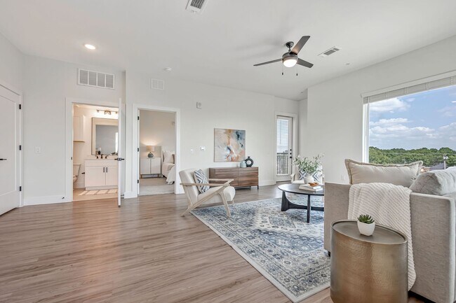 Interior Photo - Beacon Rail District