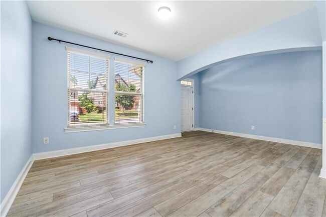 Building Photo - 5430 Breckinridge Ln