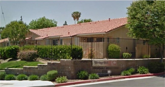 Building Photo - 201 8th St