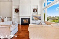 Building Photo - Stunning 3 Bedroom + Bonus Room 3.5 Bath A...