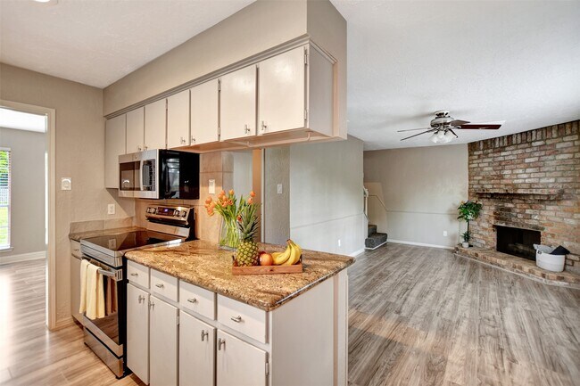 Building Photo - 3826 Willow Springs Ln
