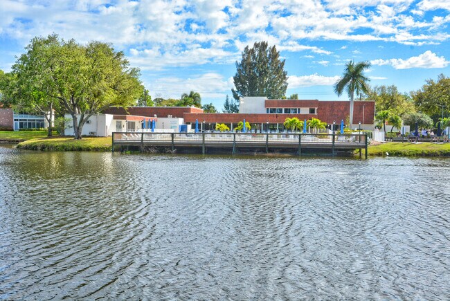 Building Photo - 1225 NW 21st St