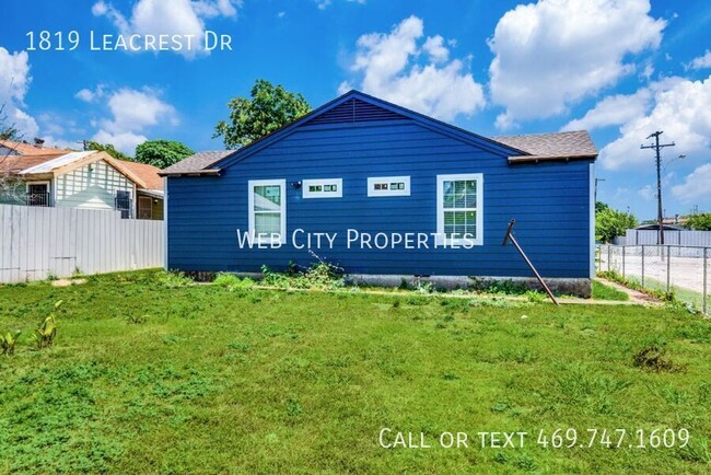 Building Photo - 1819 Lea Crest Dr