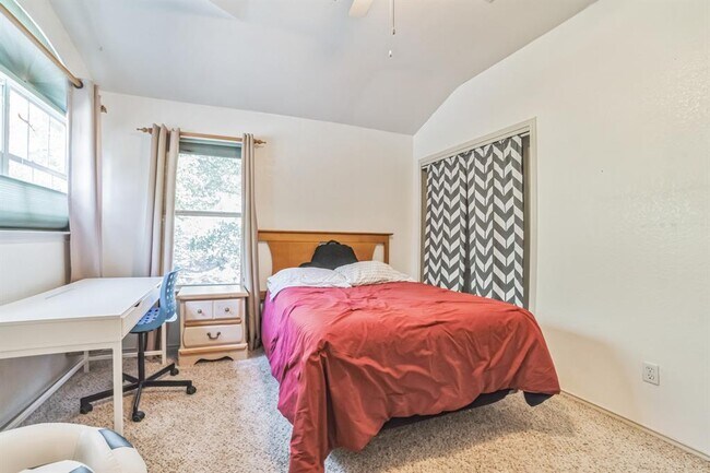 Building Photo - 4416 Destinys Gate Dr