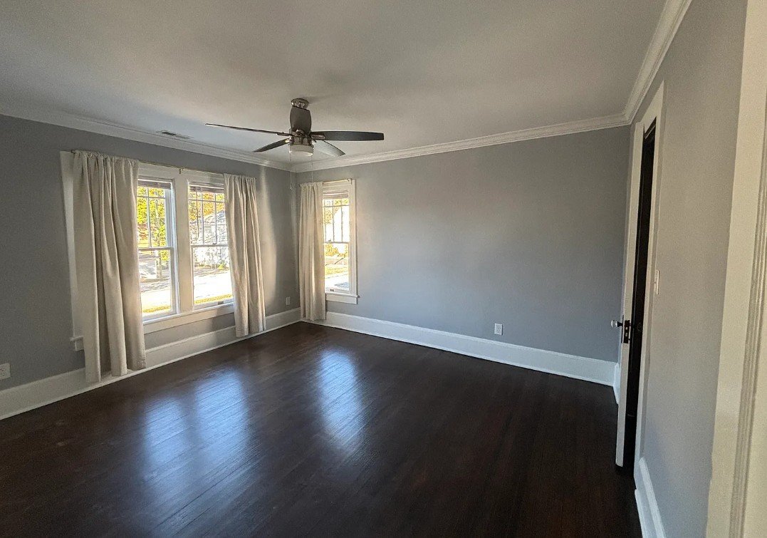 Building Photo - 313 W Fisher Ave