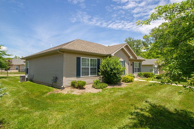 Building Photo - 1871 Harmony St