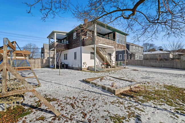 Building Photo - 95-97-97 Ashland St