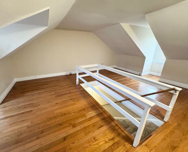 Building Photo - 4058 Howley St