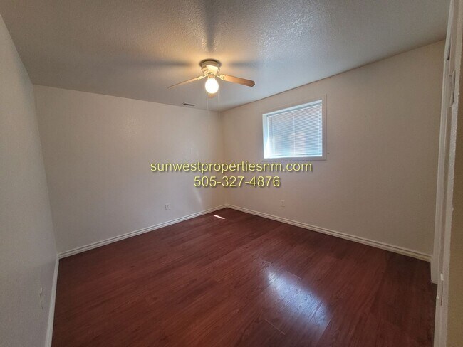 Building Photo - 4 Bedroom, 2.5 Bath Home for Rent