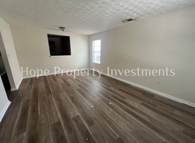 Building Photo - 3136 Mobley Bridge Rd
