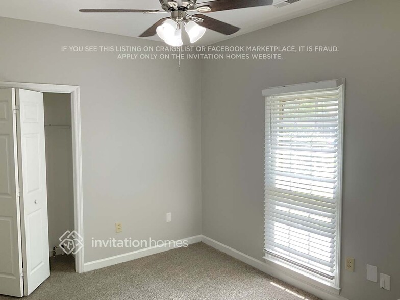 Building Photo - 4124 Silvermere Way