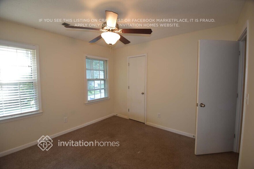 Building Photo - 4690 Cedar Brook Dr SE