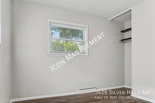 Building Photo - 3428 Silver Hills Ave