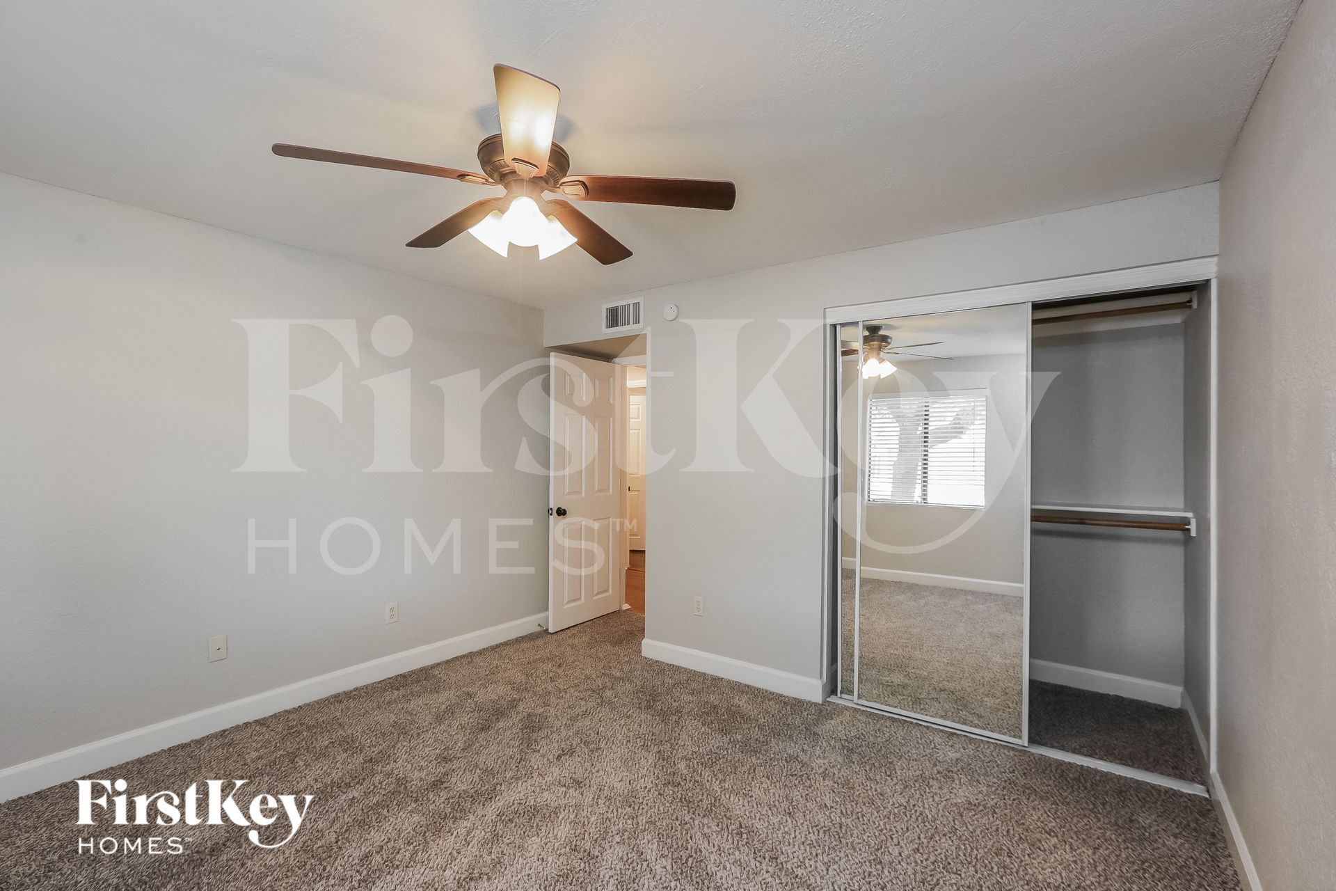 Building Photo - 3827 E Friess Dr