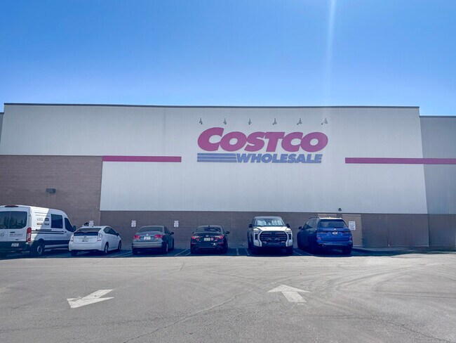 Building Photo - 2Bed/2Bath w/ Office-House at 40th St/Cactus-Garg!