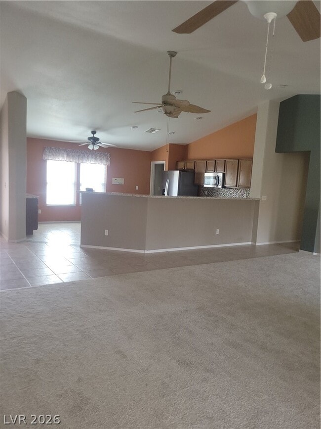 Building Photo - 2726 Peekskill Ave