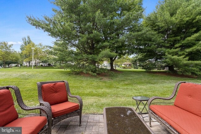 Building Photo - 2302 Harvard Dr