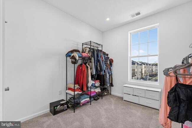 Building Photo - 208 Prestige Rd