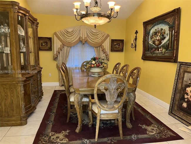 Building Photo - 450 NW 130th Ave