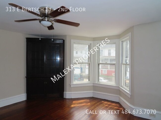 Building Photo - 313 E Bertsch St