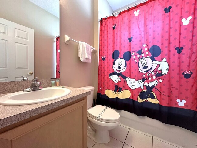 Building Photo - 160 Minniehaha Cir