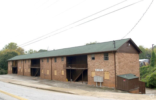 Primary Photo - 15 Oxbo Rd