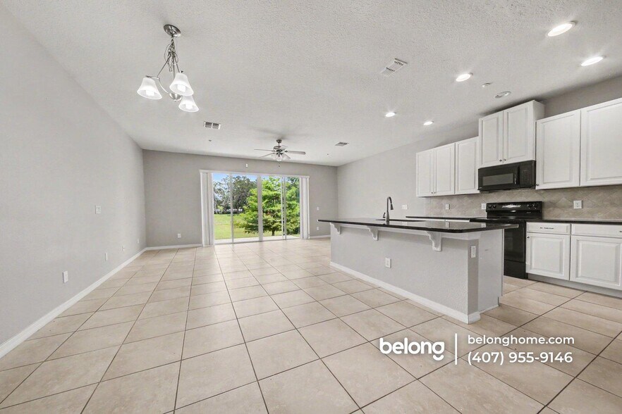Building Photo - 7503 Aloma Pines Ct