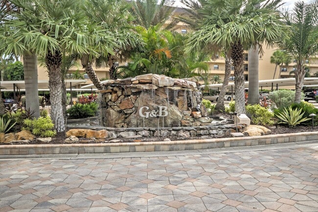 Building Photo - 5760 Midnight Pass Rd