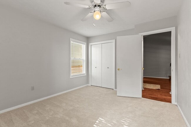 Building Photo - 102 Windwood Ln