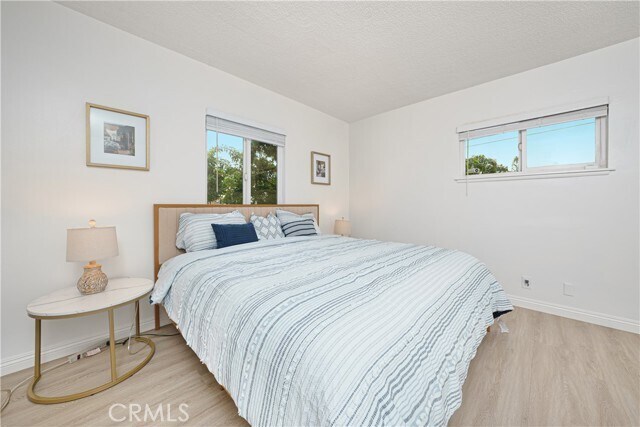 Building Photo - 895 Altura Way