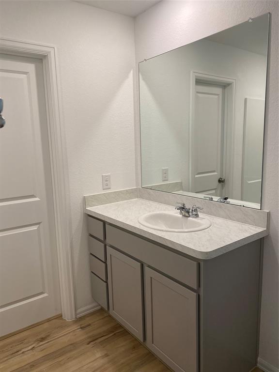 Building Photo - 8839 Wooster Trails Dr